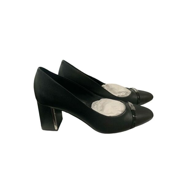 New in Box Calvin Klein Women's Unesta Pump Shoes Black Heel Size 8 Pointy Toe - Picture 1 of 6